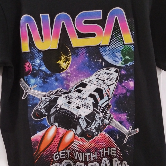 🆕(NWOT) NASA Get With The Program T-shirt - Picture 2 of 3